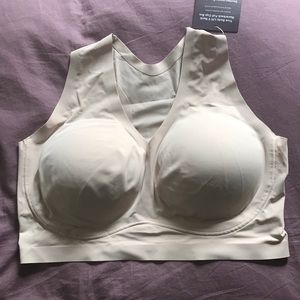 True & co wireless racerback bra